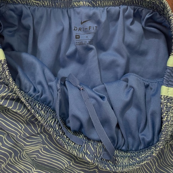 Nike Shorts - Picture 2 of 2